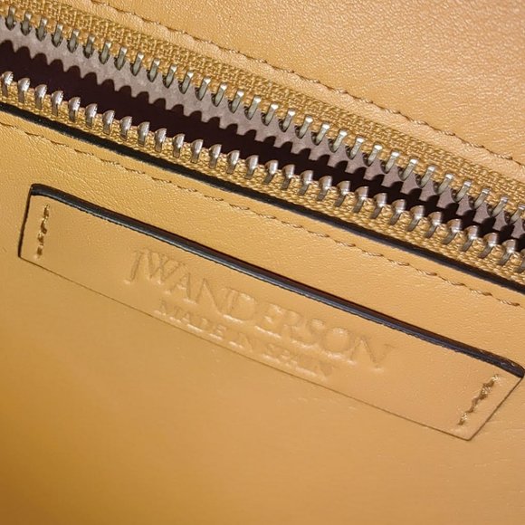 NWT JW ANDERSON Disc Leather Top Handle Satchel - Picture 16 of 16